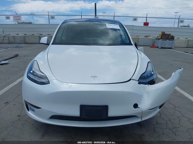 2021 Tesla Model Y Long Range Dual Motor All-wheel Drive მანქანა იყიდება აუქციონზე, vin: 5YJYGDEE0MF233121, აუქციონის ნომერი: 45037552