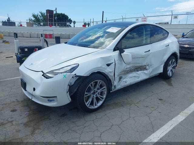 2021 Tesla Model Y Long Range Dual Motor All-wheel Drive მანქანა იყიდება აუქციონზე, vin: 5YJYGDEE0MF233121, აუქციონის ნომერი: 45037552