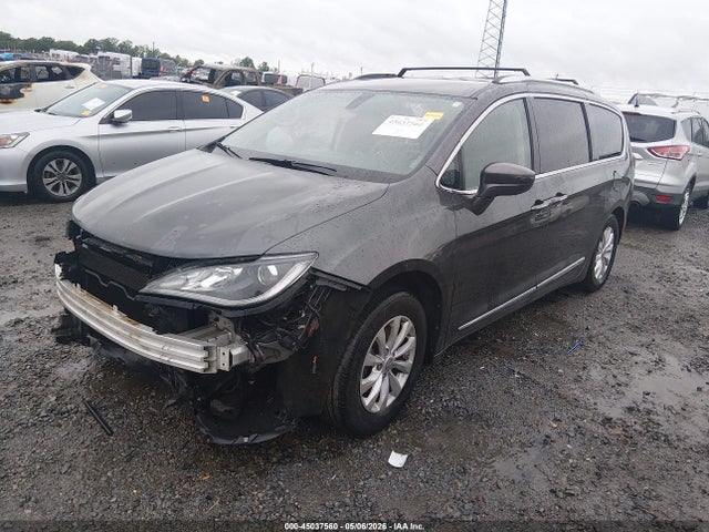 2019 Chrysler Pacifica Touring L მანქანა იყიდება აუქციონზე, vin: 2C4RC1BG6KR526544, აუქციონის ნომერი: 45037560