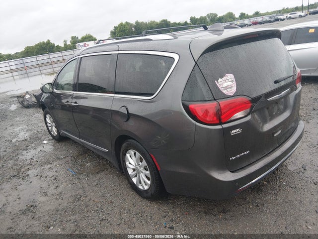 2019 Chrysler Pacifica Touring L მანქანა იყიდება აუქციონზე, vin: 2C4RC1BG6KR526544, აუქციონის ნომერი: 45037560