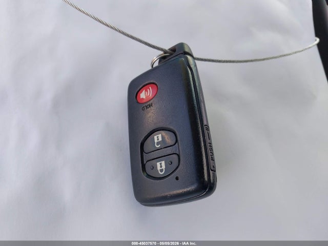 Продажа на аукционе авто 2012 Toyota Prius V Three, vin: JTDZN3EU7C3125473, номер лота: 45037570