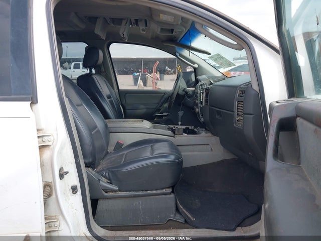 2004 Nissan Titan Se მანქანა იყიდება აუქციონზე, vin: 1N6AA07A04N576466, აუქციონის ნომერი: 45037588