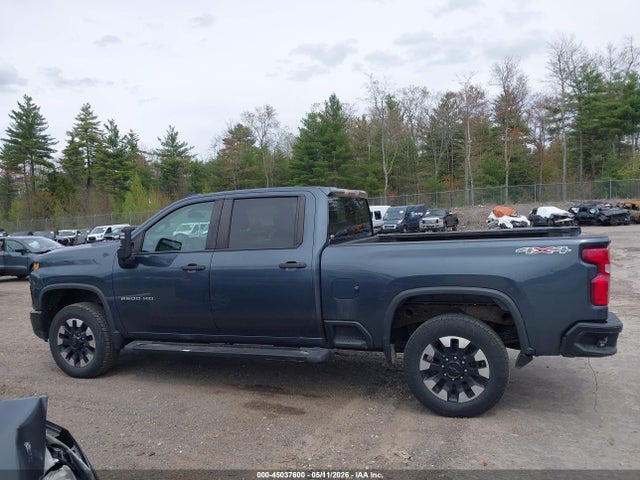 1GC4YME76LF311182 Chevrolet Silverado 2500hd 4wd Standard Bed Custom