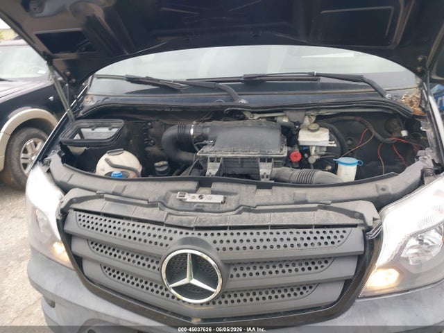 45037636 :رقم المزاد ، WDAPF1CD7GP309485 vin ، 2016 Mercedes-benz Sprinter 3500 مزاد بيع