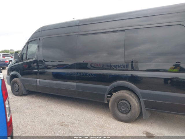 45037636 :رقم المزاد ، WDAPF1CD7GP309485 vin ، 2016 Mercedes-benz Sprinter 3500 مزاد بيع