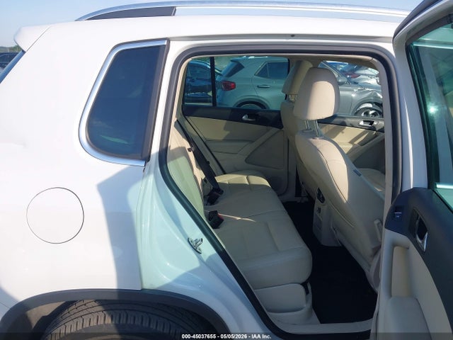 45037655 :رقم المزاد ، WVGBV7AX4CW607577 vin ، 2012 Volkswagen Tiguan Se مزاد بيع