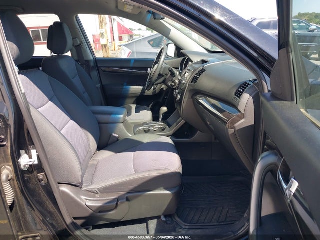 Продаж на аукціоні авто 2011 Kia Sorento Lx, vin: 5XYKT3A15BG086041, номер лоту: 45037657
