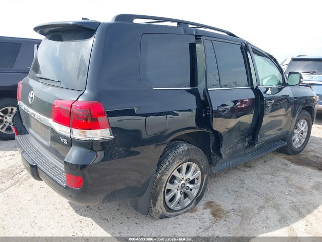 Toyota Land Cruiser 2020 JTMCY7AJ4L4087226 Image 4