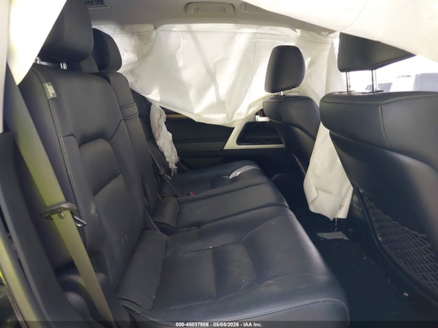 Toyota Land Cruiser 2020 JTMCY7AJ4L4087226 Image 8