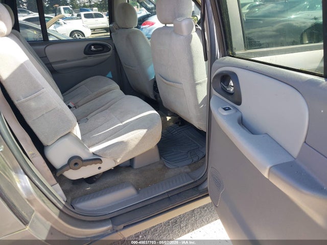 45037703 :رقم المزاد ، 1GNET16S856111046 vin ، 2005 Chevrolet Trailblazer Ext Ls مزاد بيع