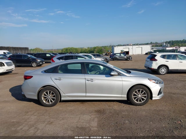 Hyundai SONATA SE 2018 5NPE24AF7JH615756 Image 13