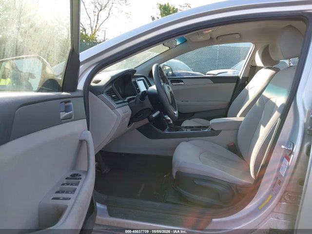 Hyundai SONATA SE 2018 5NPE24AF7JH615756 Image 17