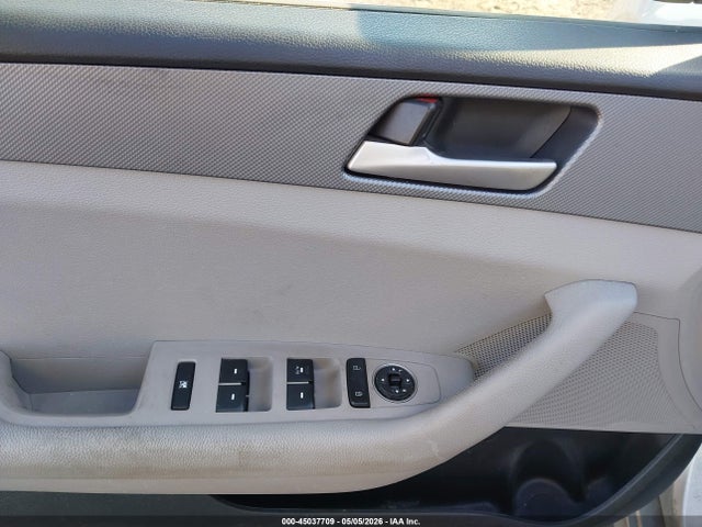 Hyundai SONATA SE 2018 5NPE24AF7JH615756 Image 19