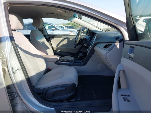 Hyundai SONATA SE 2018 5NPE24AF7JH615756 Image 5