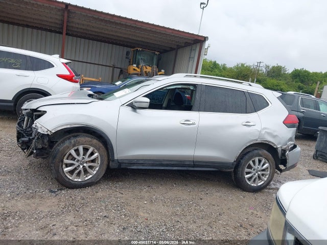 2017 Nissan Rogue Sv მანქანა იყიდება აუქციონზე, vin: 5N1AT2MV5HC856025, აუქციონის ნომერი: 45037714