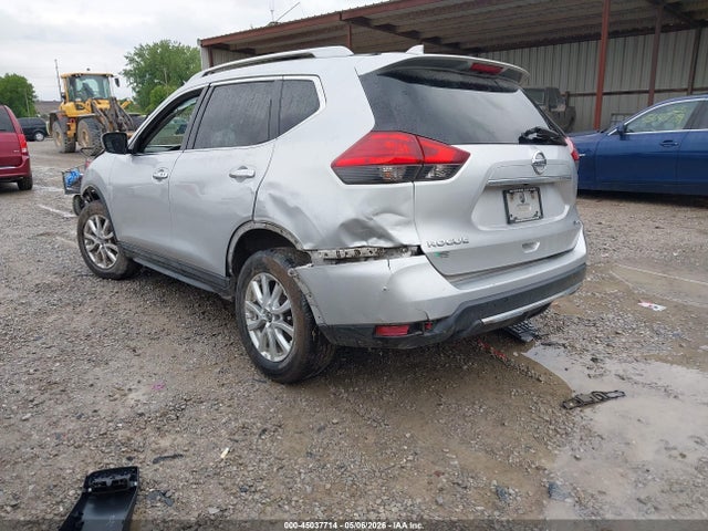 2017 Nissan Rogue Sv მანქანა იყიდება აუქციონზე, vin: 5N1AT2MV5HC856025, აუქციონის ნომერი: 45037714