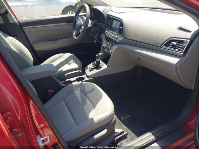 45037788 :رقم المزاد ، 5NPD84LFXHH075949 vin ، 2017 Hyundai Elantra Se مزاد بيع