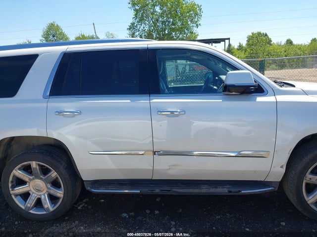 Продаж на аукціоні авто 2017 Cadillac Escalade Luxury, vin: 1GYS4BKJ0HR274931, номер лоту: 45037826