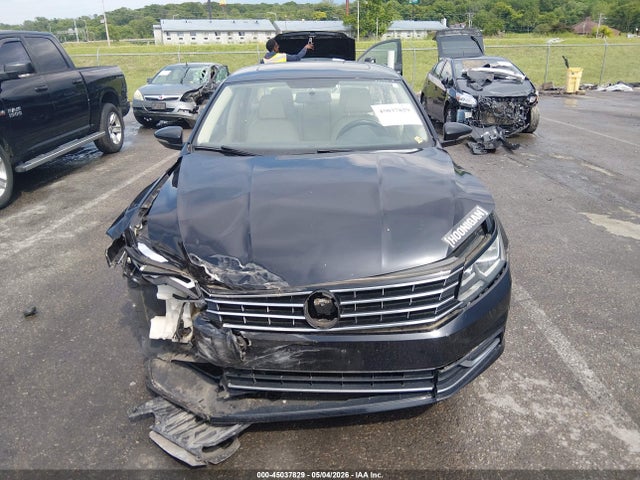 45037829 :رقم المزاد ، 1VWBT7A32HC038161 vin ، 2017 Volkswagen Passat 1.8t Se مزاد بيع