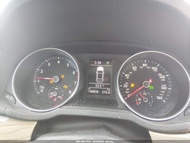 45037829 :رقم المزاد ، 1VWBT7A32HC038161 vin ، 2017 Volkswagen Passat 1.8t Se مزاد بيع