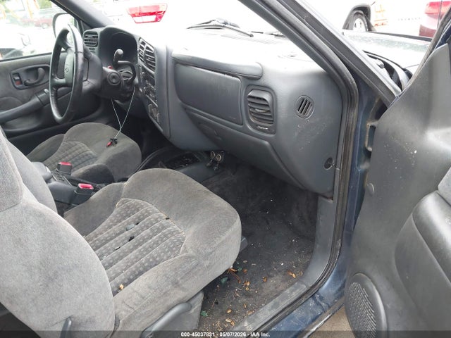 2002 Chevrolet S-10 Ls მანქანა იყიდება აუქციონზე, vin: 1GCDT19WX28261856, აუქციონის ნომერი: 45037831