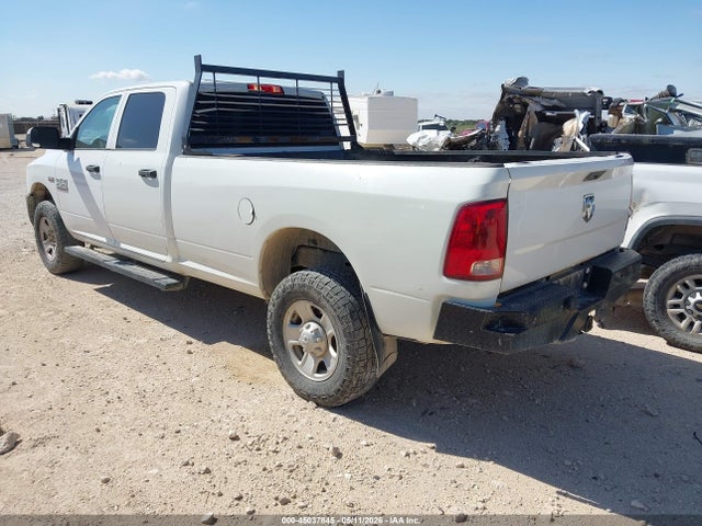 45037845 :رقم المزاد ، 3C6TR5HT7JG242156 vin ، 2018 Ram 2500 Tradesman  4x4 8' Box مزاد بيع