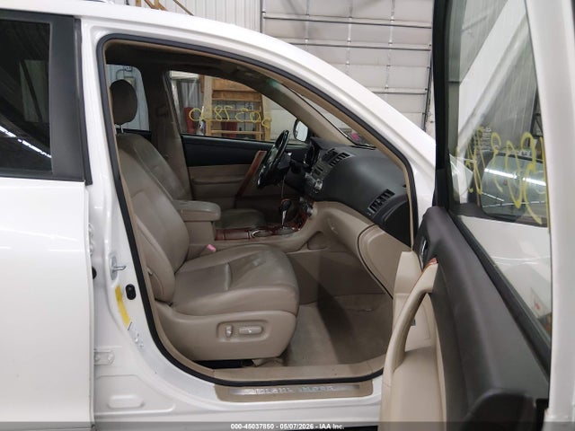 45037850 :رقم المزاد ، JTEES42A382039982 vin ، 2008 Toyota Highlander Limited مزاد بيع
