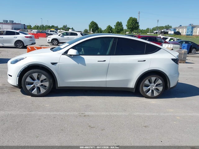Продаж на аукціоні авто 2021 Tesla Model Y Standard Range Rear-wheel Drive, vin: 5YJYGDED4MF107545, номер лоту: 45037871
