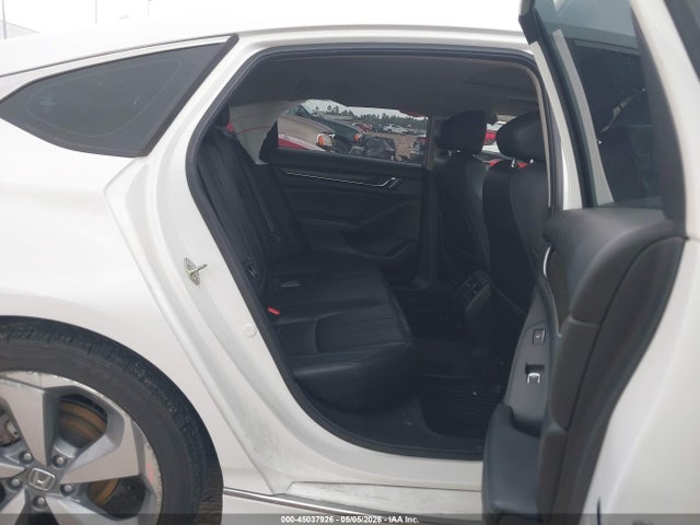 Продажа на аукционе авто 2018 Honda Accord Touring, vin: 1HGCV1F99JA013661, номер лота: 45037926
