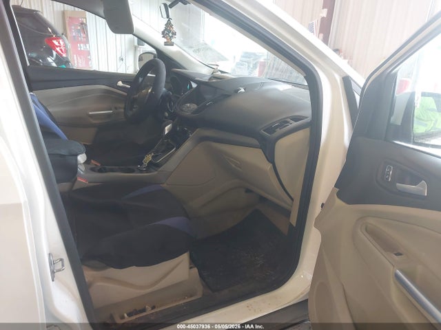 45037936 :رقم المزاد ، 1FMCU0GX9EUB17740 vin ، 2014 Ford Escape Se مزاد بيع