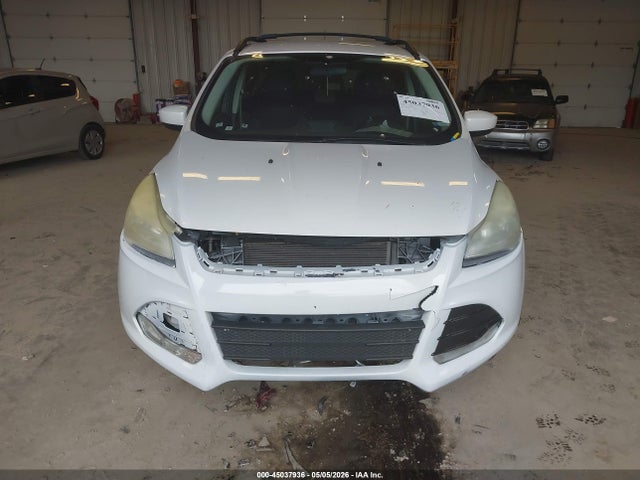 45037936 :رقم المزاد ، 1FMCU0GX9EUB17740 vin ، 2014 Ford Escape Se مزاد بيع