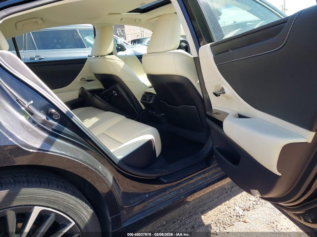 45037979 :رقم المزاد ، 58AD11D12NU010038 vin ، 2022 Lexus Es 250 مزاد بيع