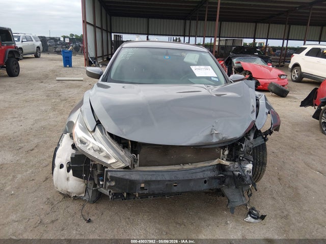 45037982 :رقم المزاد ، 1N4AL3APXJC232555 vin ، 2018 Nissan Altima 2.5 S مزاد بيع
