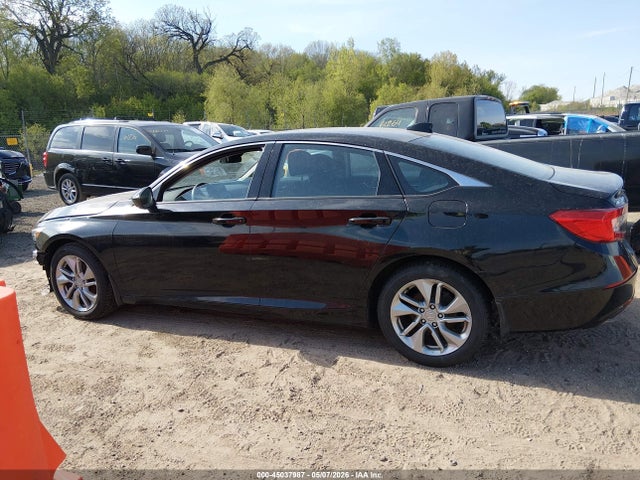 2018 Honda Accord Lx მანქანა იყიდება აუქციონზე, vin: 1HGCV1F14JA004683, აუქციონის ნომერი: 45037987