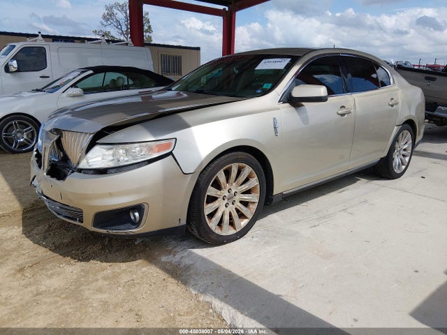 45038007 :رقم المزاد ، 1LNHL9DR8AG609980 vin ، 2010 Lincoln Mks مزاد بيع