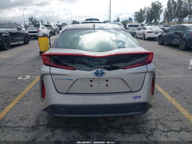 Toyota Prius Prime Premium 2017 JTDKARFP9H3056558 Image 17