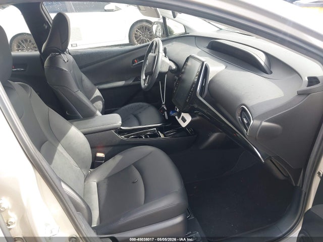 Toyota Prius Prime Premium 2017 JTDKARFP9H3056558 Image 5