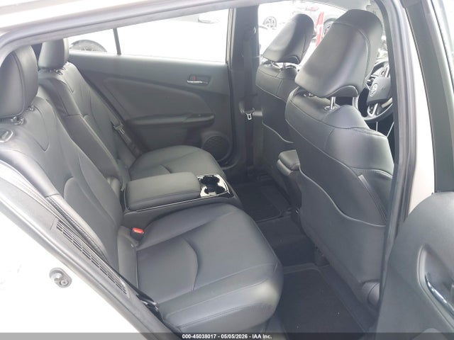 Toyota Prius Prime Premium 2017 JTDKARFP9H3056558 Image 8