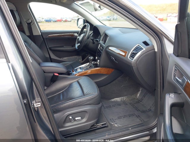 WA1LFAFP9FA051323 Audi Q5 2.0t Premium