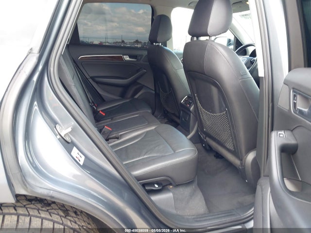 WA1LFAFP9FA051323 Audi Q5 2.0t Premium