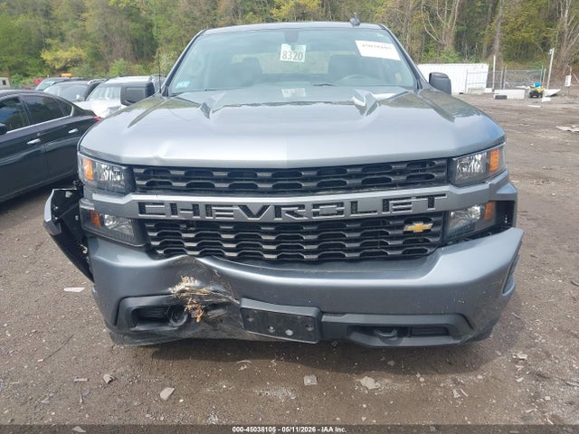 45038105 :رقم المزاد ، 1GCRYBEH7LZ135910 vin ، 2020 Chevrolet Silverado 1500 4wd  Standard Bed Custom مزاد بيع