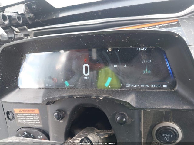 H0MUBWX59R8002178 Segway Ut10 P Crew