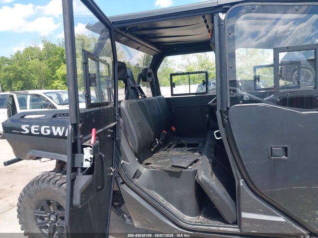 H0MUBWX59R8002178 Segway Ut10 P Crew