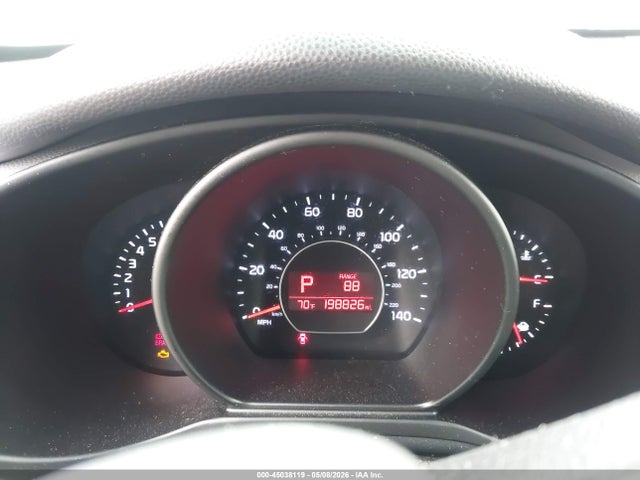 45038119 :رقم المزاد ، KNDJN2A21E7012500 vin ، 2014 Kia Soul مزاد بيع