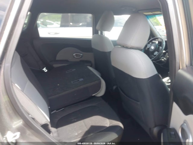 45038119 :رقم المزاد ، KNDJN2A21E7012500 vin ، 2014 Kia Soul مزاد بيع