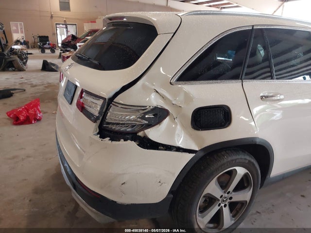 45038140 :رقم المزاد ، WDC0G4JB3HF243808 vin ، 2017 Mercedes-benz Glc 300 مزاد بيع