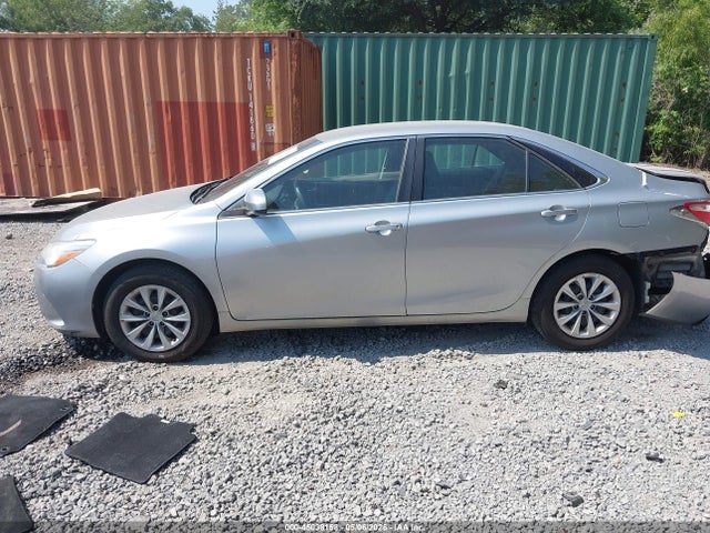Продажа на аукционе авто 2015 Toyota Camry Le, vin: 4T1BF1FK7FU938516, номер лота: 45038158