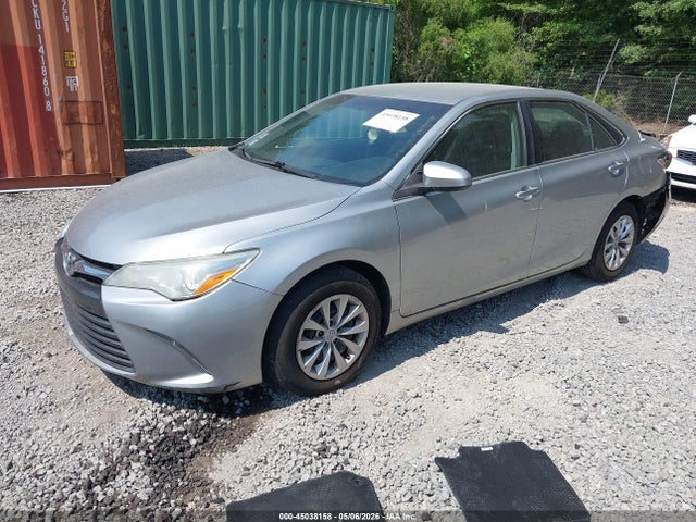 Продажа на аукционе авто 2015 Toyota Camry Le, vin: 4T1BF1FK7FU938516, номер лота: 45038158