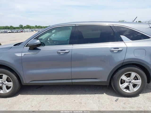 Продажа на аукционе авто 2022 Kia Sorento Lx, vin: 5XYRG4LCXNG099041, номер лота: 45038175