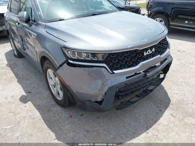 Продажа на аукционе авто 2022 Kia Sorento Lx, vin: 5XYRG4LCXNG099041, номер лота: 45038175